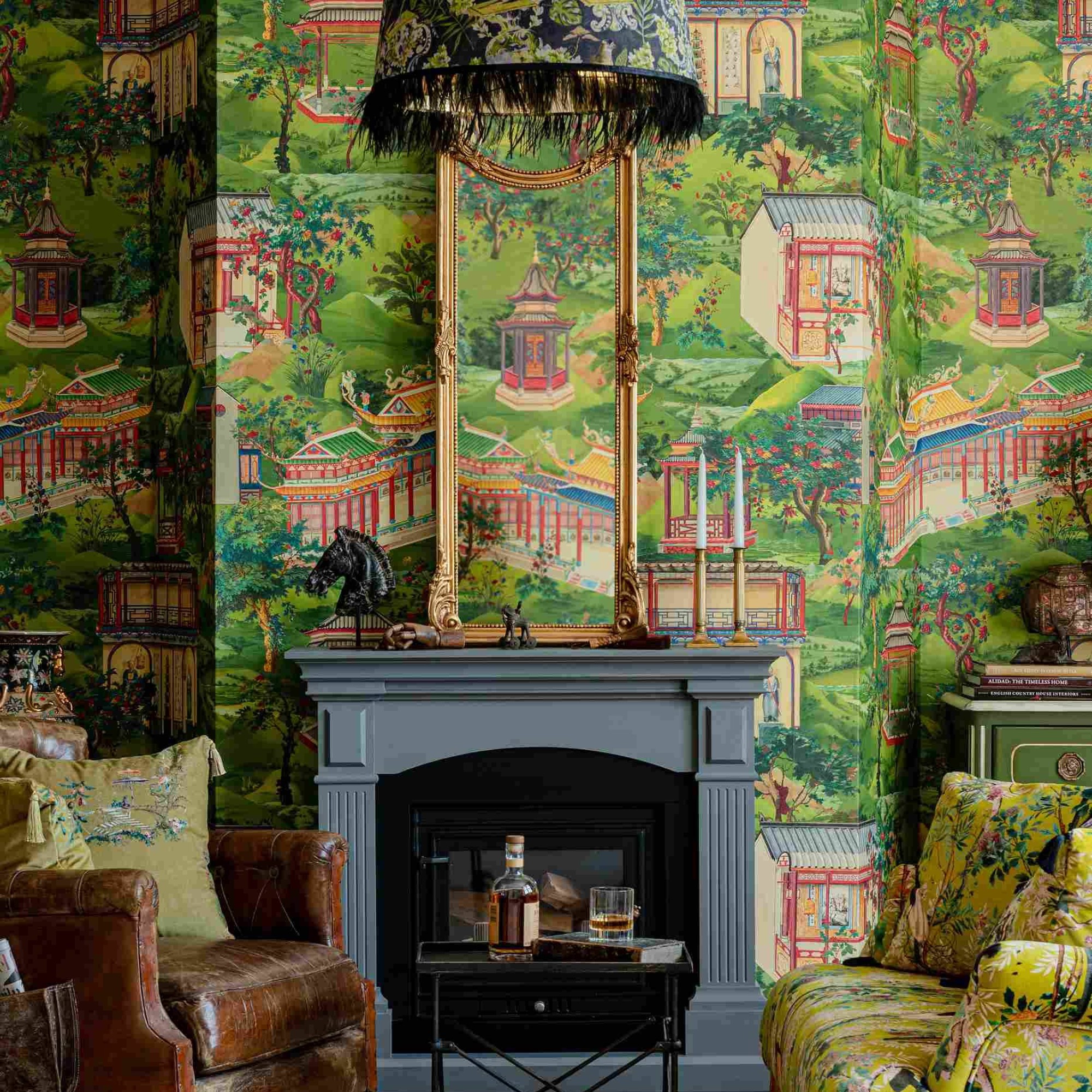 Dare to Be Different & Be Yourself with Maximalist Wallpapers! - HONPO BLOG