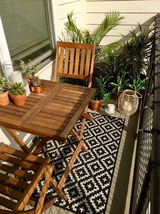 balcony design ideas with rugs