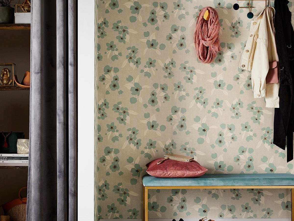 Redesign your Interior Condo with Vintage Wallpaper