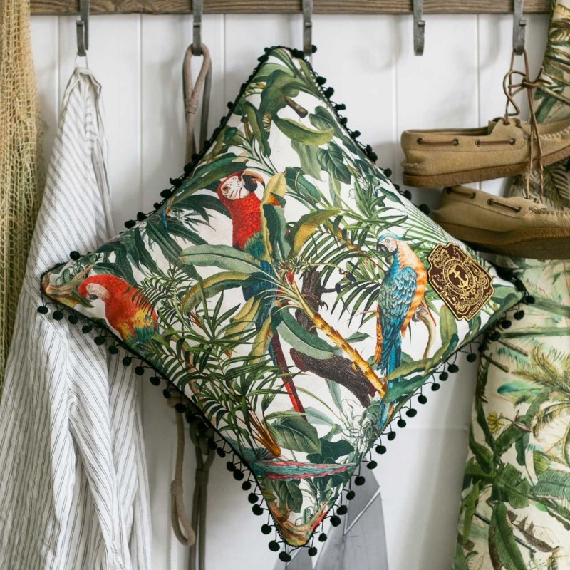 MINDTHEGAP | PARROTS OF BRASIL Linen Cushion