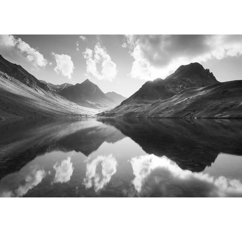 MARBURG | Dark Mountain Reflection